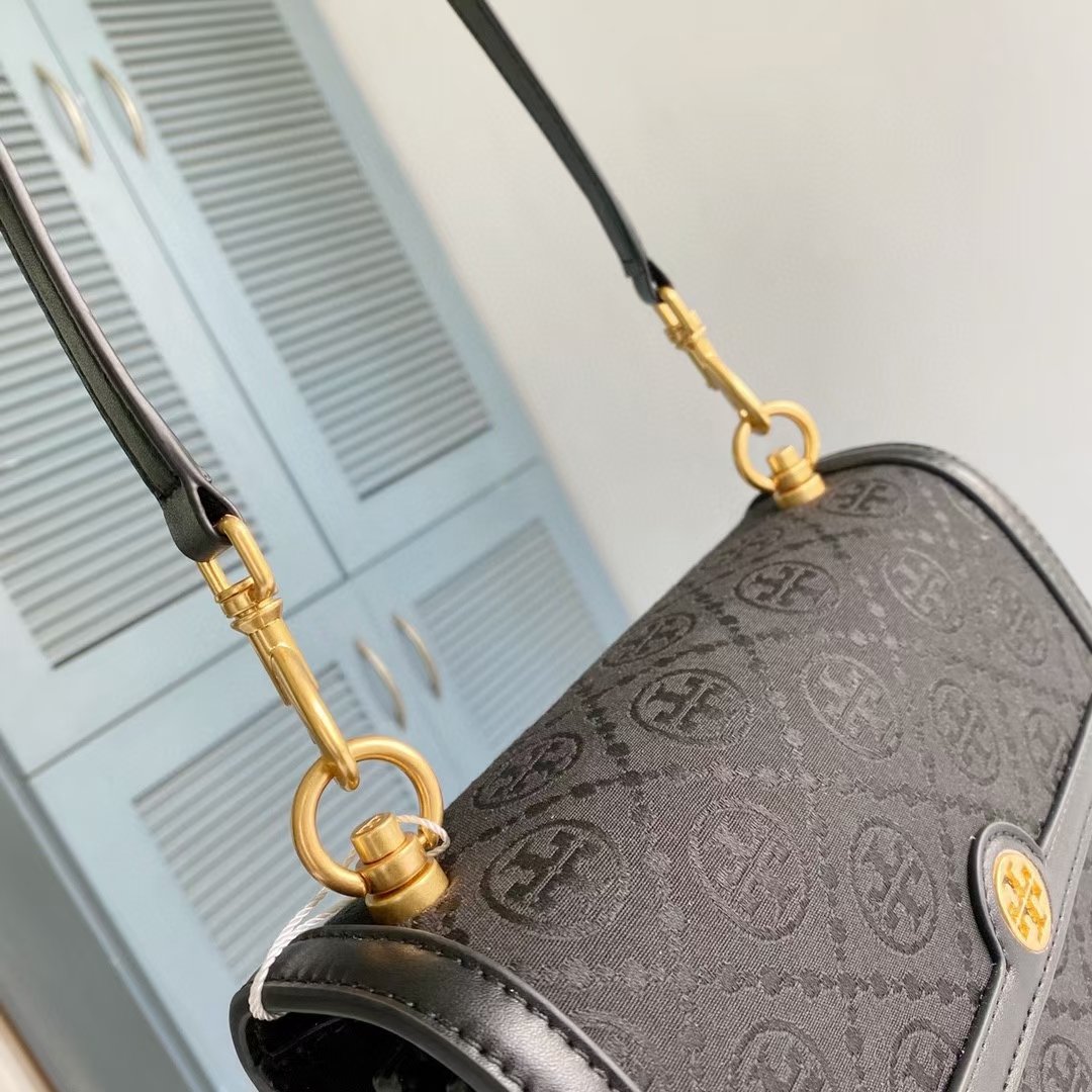 mmexport1713605896100