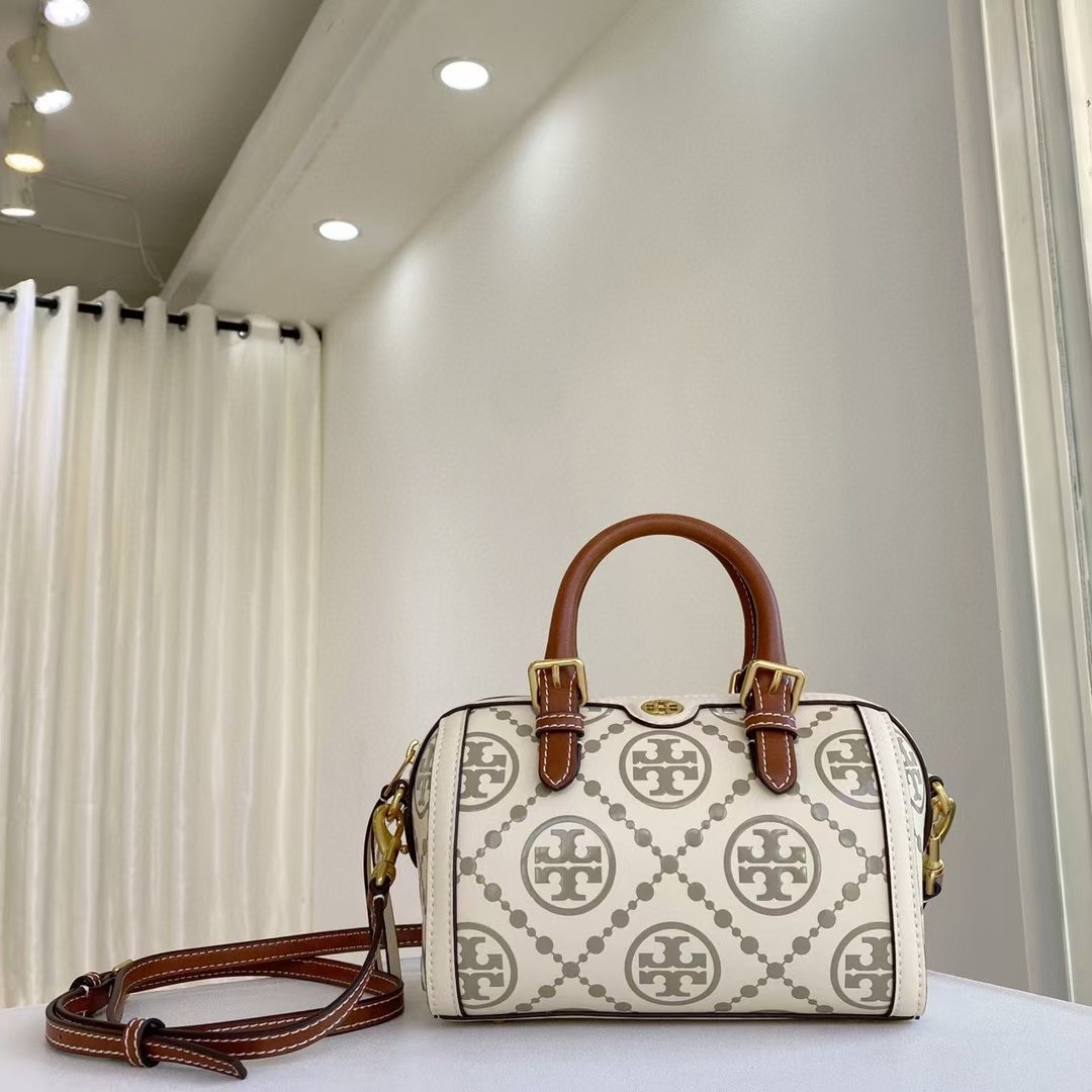 mmexport1715716613915