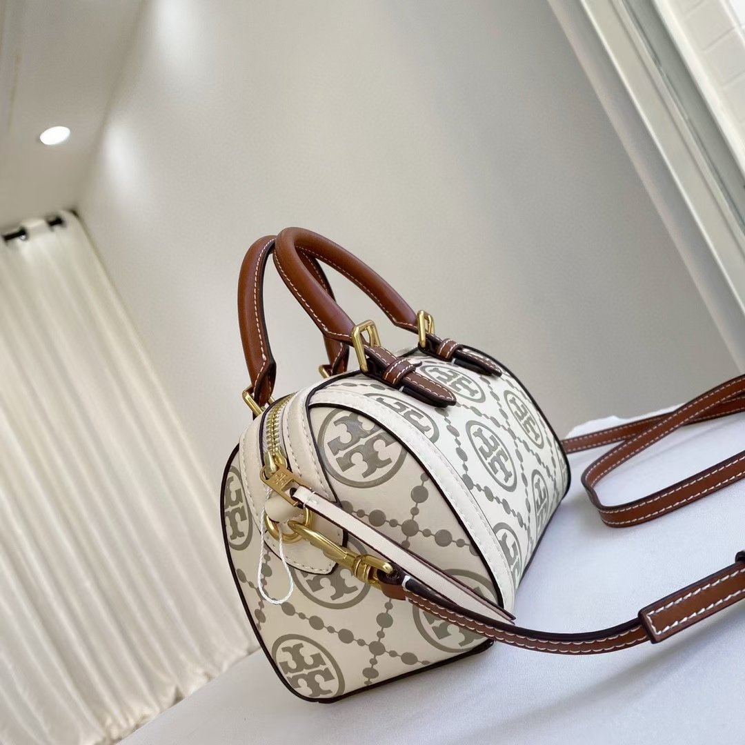 mmexport1715716623321